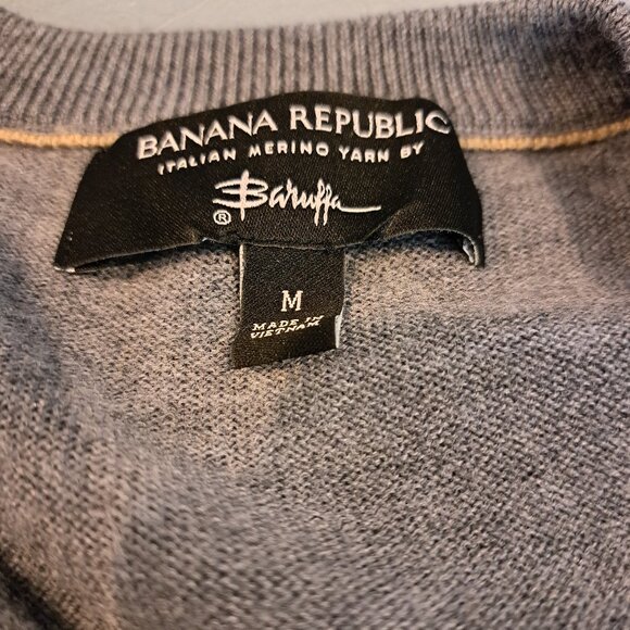 Banana Republic Men's Medium Merino Wool Crewneck Long Sleeve Sweater - Picture 2 of 12